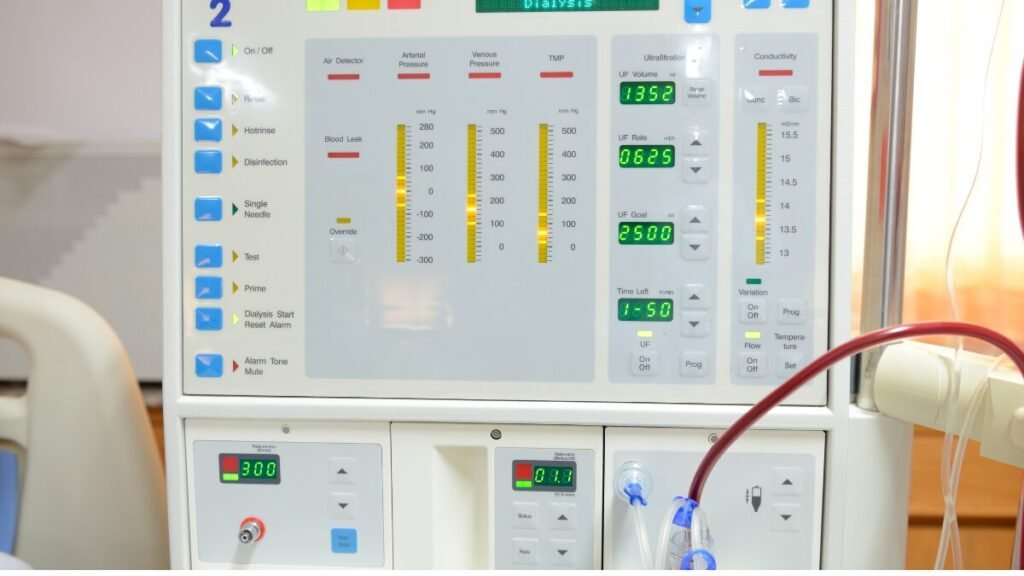 Hemodiálise no SUS: crise e defasagem 1 Hemodiálise no SUS em clínica brasileira com alta demanda